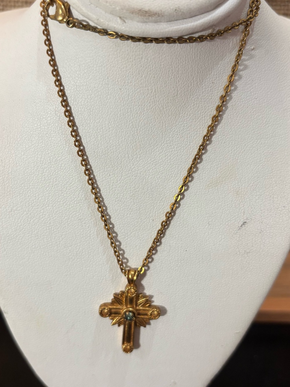 Avon Vintage Gold Cross Pendant Necklace